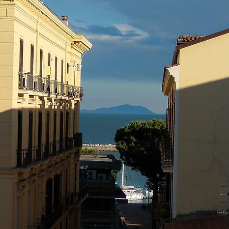 Mi Casa Tu Casa Hotel Formia Luaran gambar