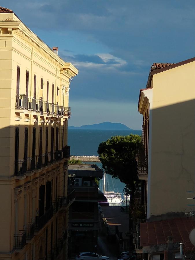 Mi Casa Tu Casa Hotel Formia Luaran gambar